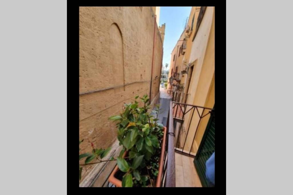 Casa Santagostino Apartment ตารันโต ภายนอก รูปภาพ
